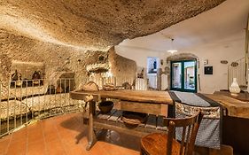Sardinian Gallery Fonte